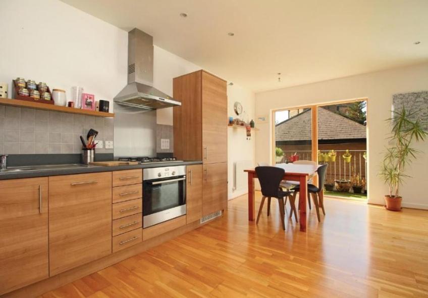 Sunny For 4 Guests, Self Check In * Londres