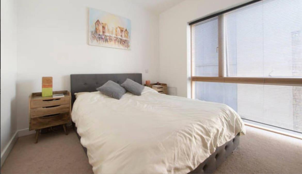 Appartement Sunny For 4 Guests, Self Check In Londres